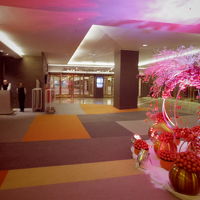 ホテルロビー。