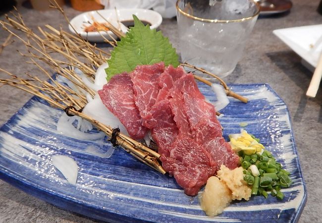 熊本の中華居酒屋でも馬刺し