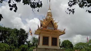 ワット サムロン クノン  バタンバン