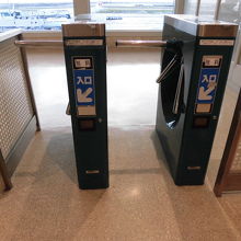 ３階の見学者デッキの入口