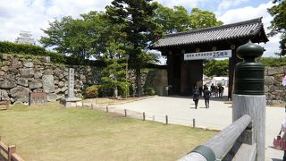 姫路城入城門