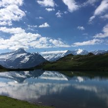 湖に映る山々が綺麗でした