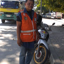 往路利用したドライバー。帰路に、無料で乗せてくれました。親切