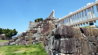 舞鶴城公園 復元された甲府城 本丸櫓跡