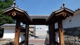 舞鶴城公園 復元された内松陰門