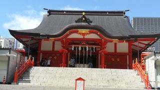 朱色が素敵です