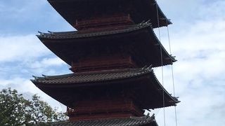 地味な五重塔