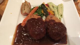 シャンデリア テーブル