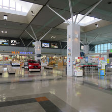 天窓もあって明るく綺麗です