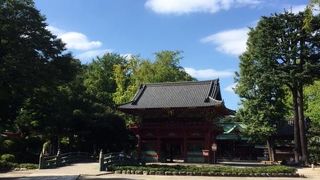 根津神社