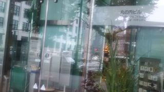 東京駅の丸の内といえばやはりこちらの丸の内ビルディング