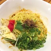 変わり種汁なし担々麺