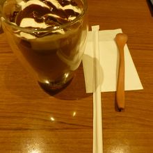 キャラメルラテにしました