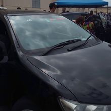 最近のパトカーは車の中にライトが！？