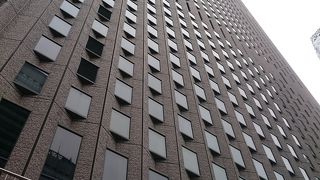 西新宿で気軽に食事をとりたいならここに。