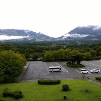 部屋から見た雨の日の景色