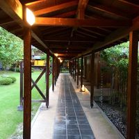 離れへのエントランス