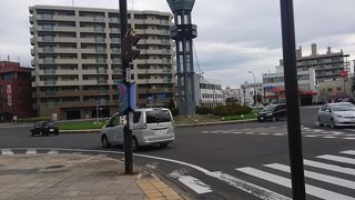 日本ではめずらしいロータリー交差点の名所