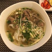 朝食ブッフェのフォー