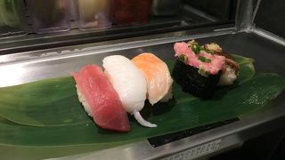 人気五貫セットにビンチョウと穴子！