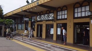 村上市の中核駅