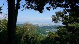 砥神山から御堂山へ