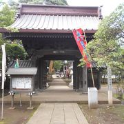 池の名称にもなった由緒あるお寺