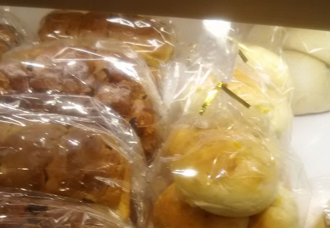 たまにこちらでパンを購入しています