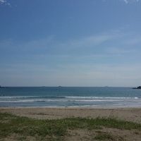 弓ヶ浜の目の前。部屋からは見えづらいけど、笑