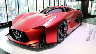 日本人は半分以下。