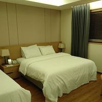 何故か一つはダブルベッド