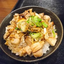 炙りチャーシュー丼
