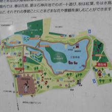 案内地図（史跡の西に建つ案内地図だが、上が南に注意。