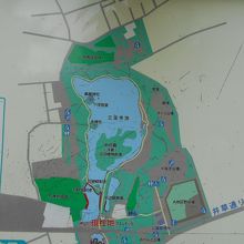 三宝寺池の案内図にも姫塚・殿塚が記載（上が西）