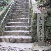 三輪神社で有名です