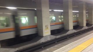 けいはんな線からの乗り入れで利用