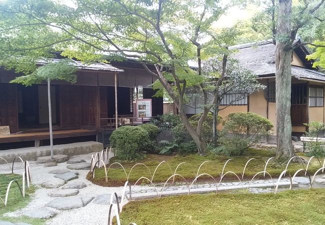 犬山城近くの庭園と茶室