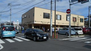 シュークリームが絶品、いつも混雑している繁盛店