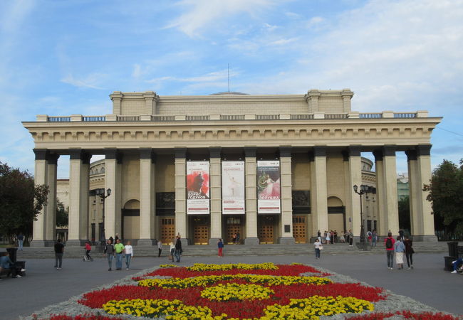 ノヴォシビルスクの国立オペラ バレエ劇場