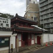 龍宮城のような門