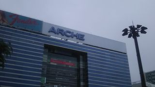 大宮駅の西口のファッションビルです