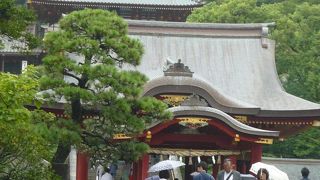 鎌倉初代将軍源頼朝ゆかりの神社