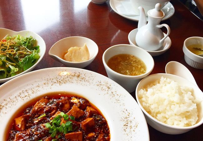 おしゃれすぎる小籠包店