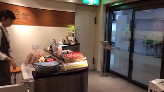 朝9時の段階で利用者でギッシリ