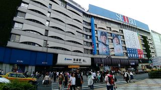 池袋の東武デパートのほうが、質と量の面で、最近は上ではないかと個人的には感じます