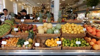 日本でも人気のグルメストア