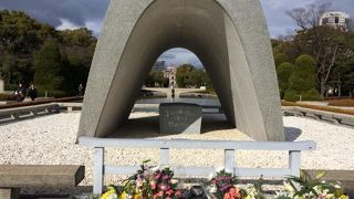 亡くなられた方々の冥福を祈らずにはいられない。