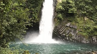 やはり口ずさんでしまった