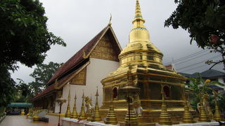 ワットプラケオと並ぶチェンライの名刹