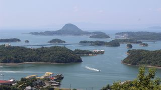 天草五橋など天草の島々が近くで見える展望台